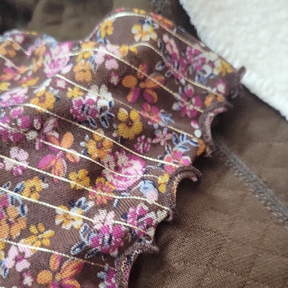 Three Piece Ensemble - Picture 7 of 7